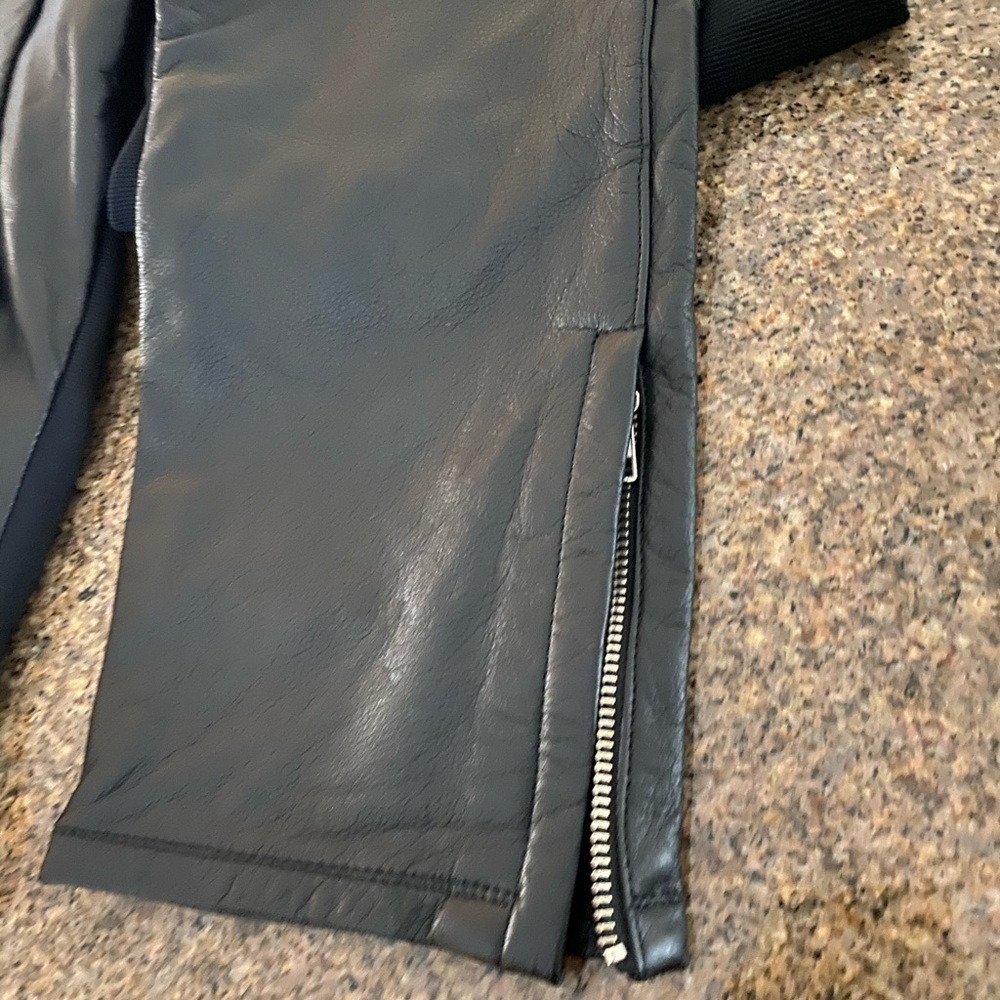 Harley Davidson Women's Leather Pants Size 6 / 34​​​​​​​​​​​ - Picture 8 of 10